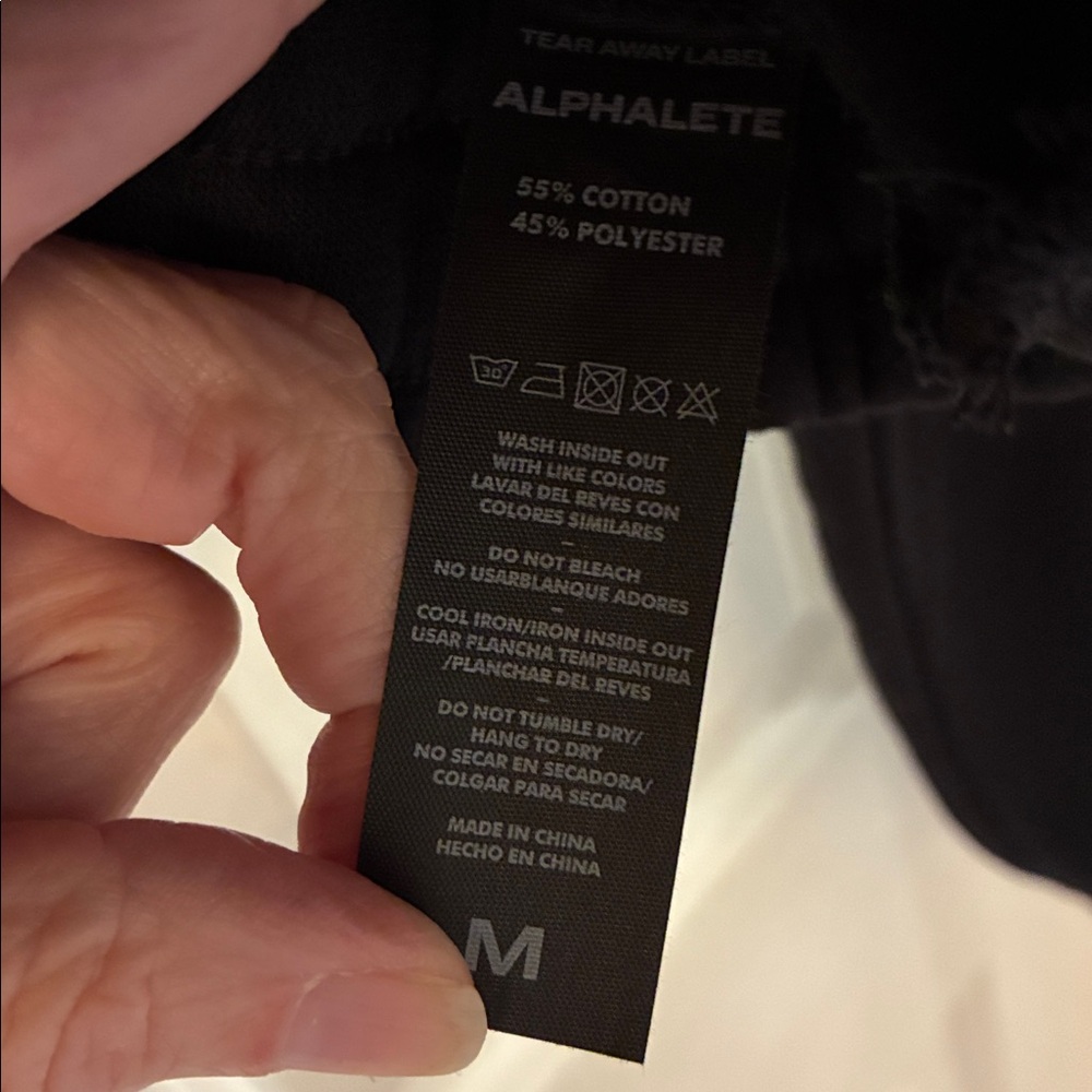 Women’s Alphalete Midnight Black Cropped Hoodie - Picture 9 of 9